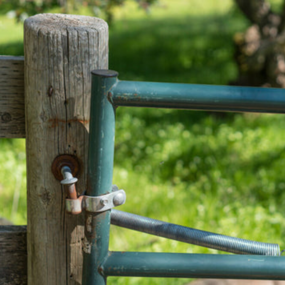 5 things to check before installing automation on your pipe farm gate