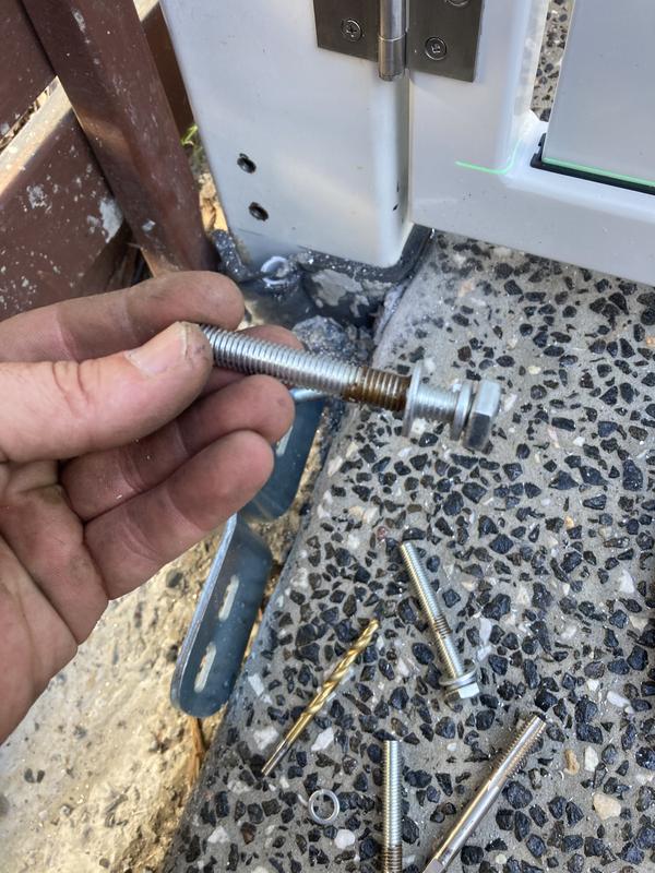MAINTAIN YOUR SWING GATE BRACKETS AND BOLTS
